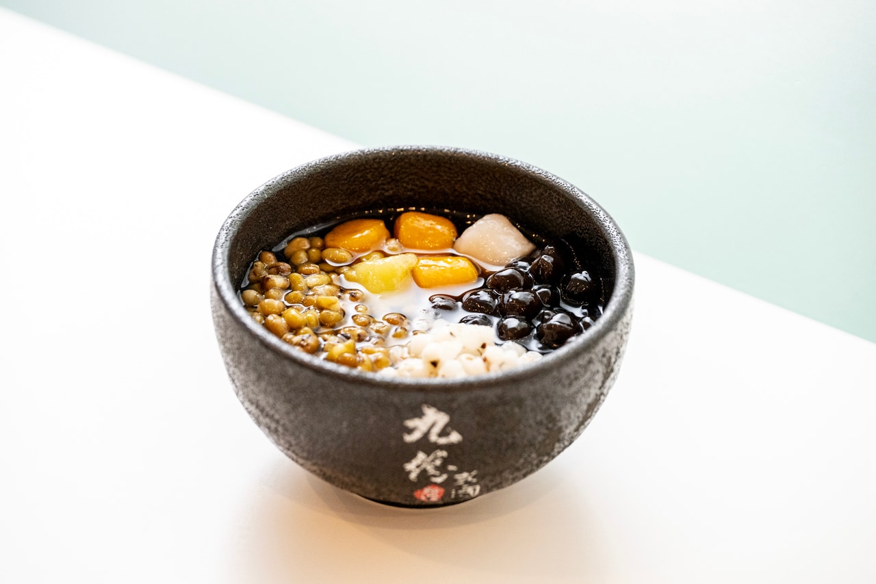 「芋圓(いもえん)一号」M 700円(L 900円)。
