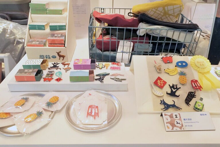 日本や海外の観光客にも人気の「蘑菇」のワッペン。