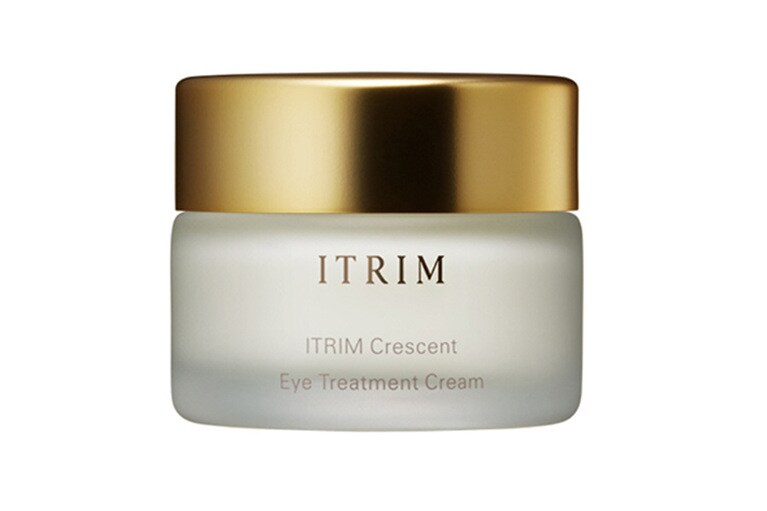目力アップのマストアイテム「ITRIM クレセント アイ トリートメントクリーム」12g(現品)。  