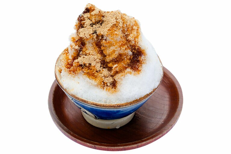 ［沖縄そばと茶処 屋宜家］沖縄そばのシメは氷ぜんざいが定番！ 〈ハーフぜんざい〉250円。