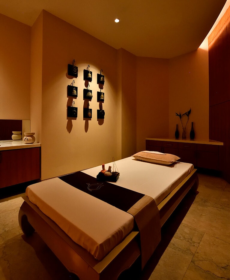 センタラ ホテルズ＆リゾーツの5ツ星クラスにだけあるスパ「センバリー」は地元セレブリティに大人気。