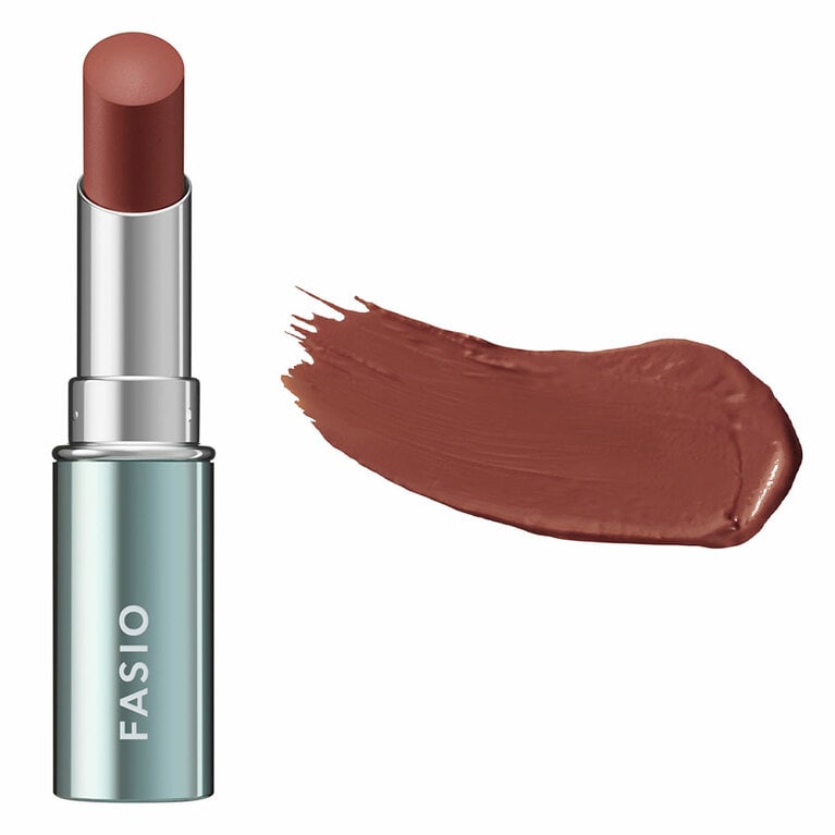 ディープカラー好きを次々と虜にしている、08 ショコラブラウン。見た目の色よりずっと使いやすい。