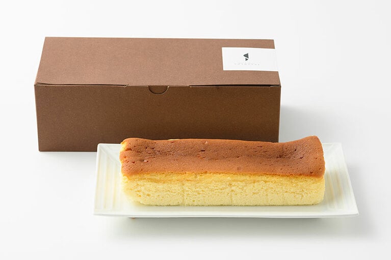 薫製チーズケーキ 390g 3,300円／dessert_place_SHIKISAI