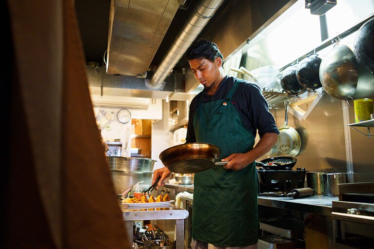 料理長マニ氏。