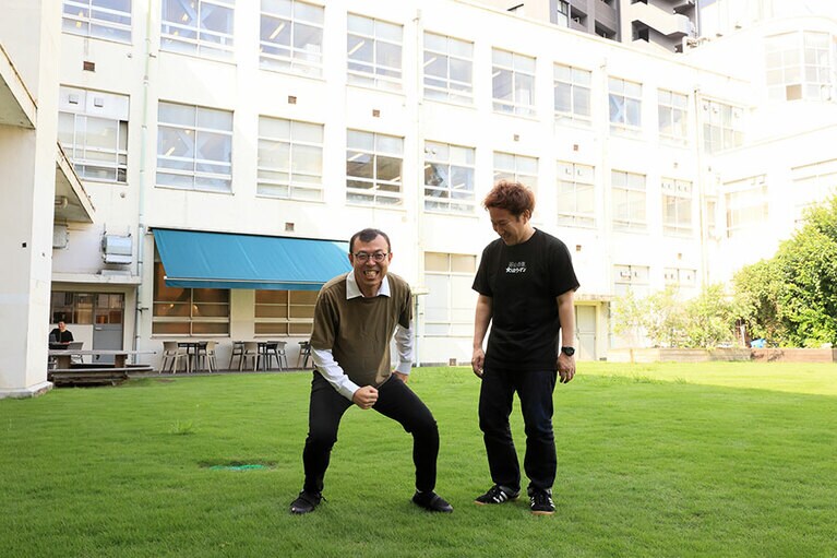 ジョイマンのネタをパラパラ写真で。