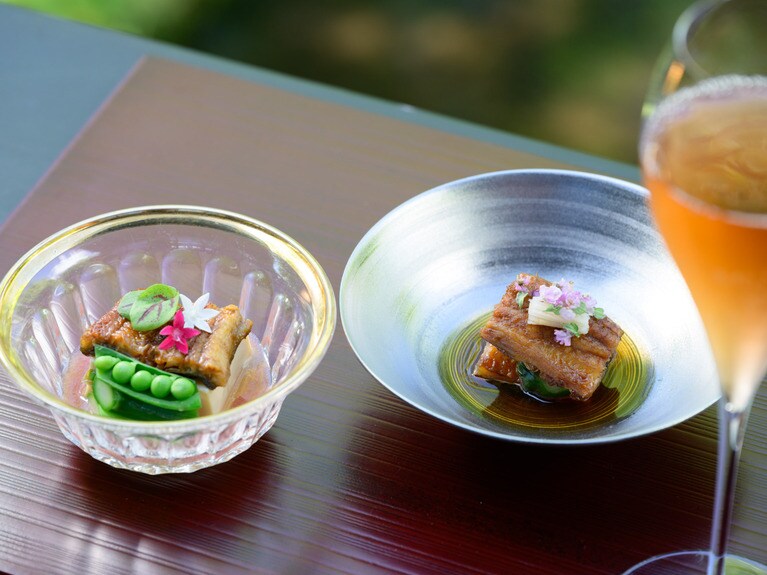 1日1組限定の「鰻とシャンパーニュ朝食」。2名 79,860円。提供は8月31日まで。