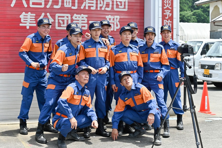 “イケおじ消防団”として大人気中の面々。©テレビ朝日