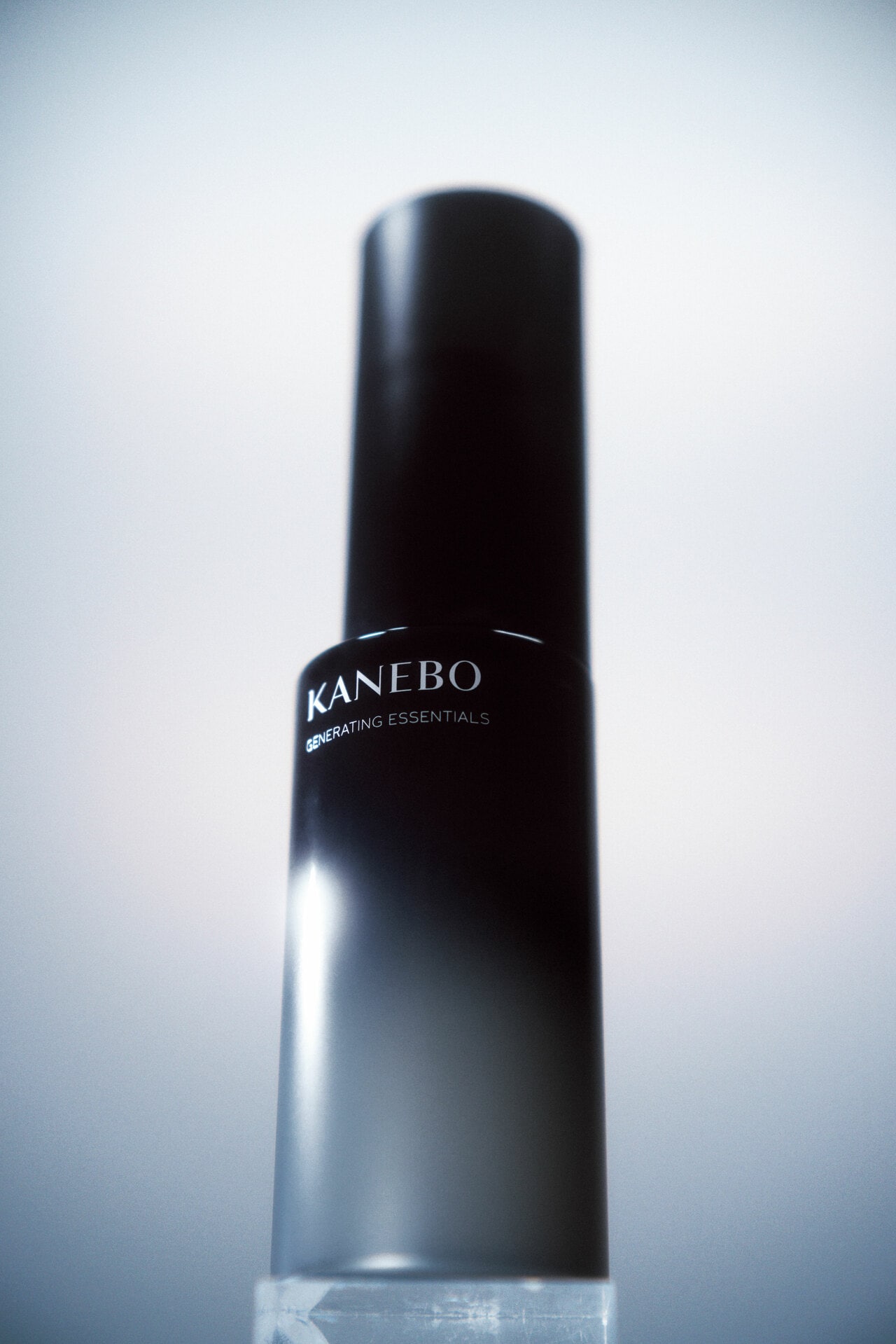 カネボウ ジェネレイティング エッセンシャルズ 168mL 13,200円／カネボウインターナショナルDiv.