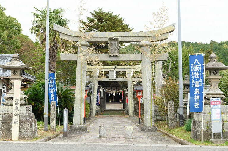 富来地区の鎮守様。八坂社(富来神社)。