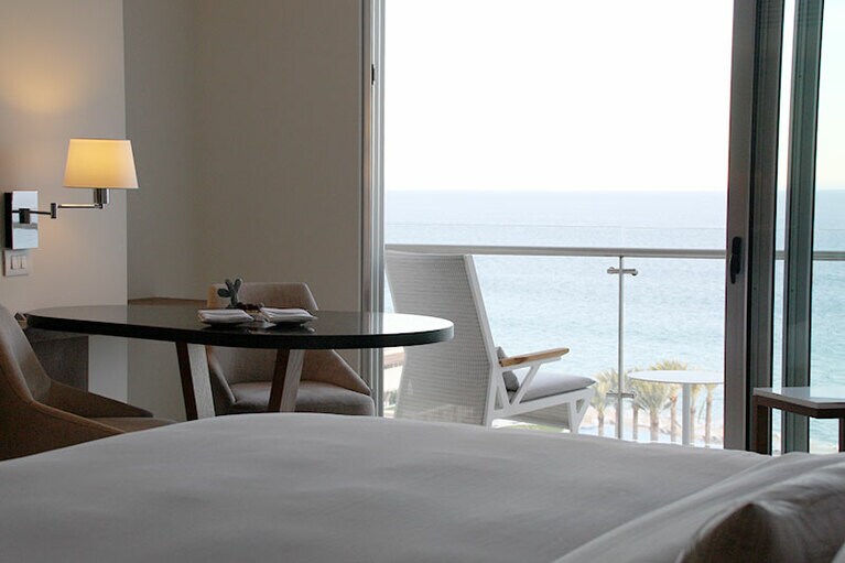 「ロイヤルデラックスハネムーン」からの眺め。