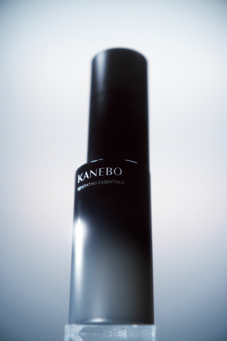 カネボウ ジェネレイティング エッセンシャルズ 168mL 13,200円／カネボウインターナショナルDiv.