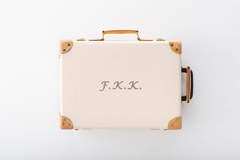 グローブ・トロッターのサファリコレクション 18インチトロリーケース 225,500円。