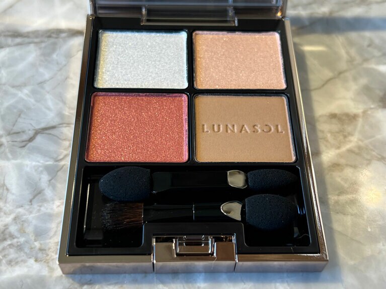 ルナソル アイカラーレーション EX20 Lively Beat。