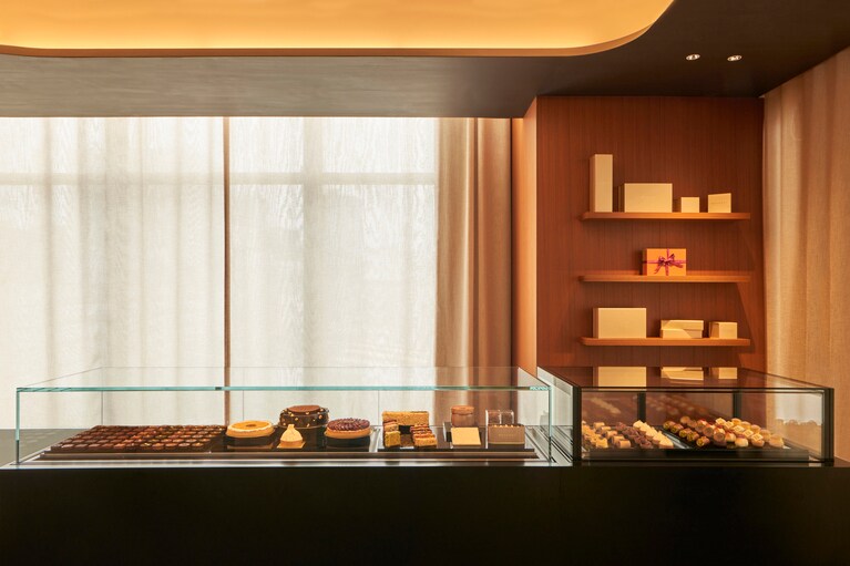 「ブルガリ ギンザ ドルチ ブティック」。