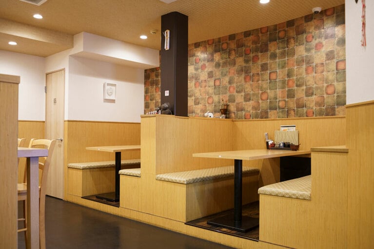 飾らないシンプルなフロア。隅々まで清新。