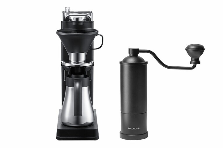 バルミューダ ザ･ブリュー H37.9×W14×D29.7cm 59,400円、ミル H18.2×W16.2×D5.4cm 11,000円／バルミューダ