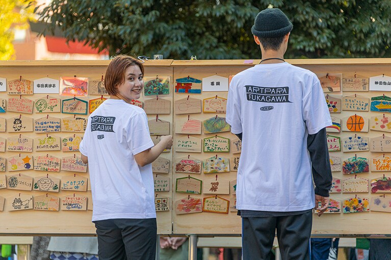 「アートパラ深川おしゃべりな芸術祭」より。