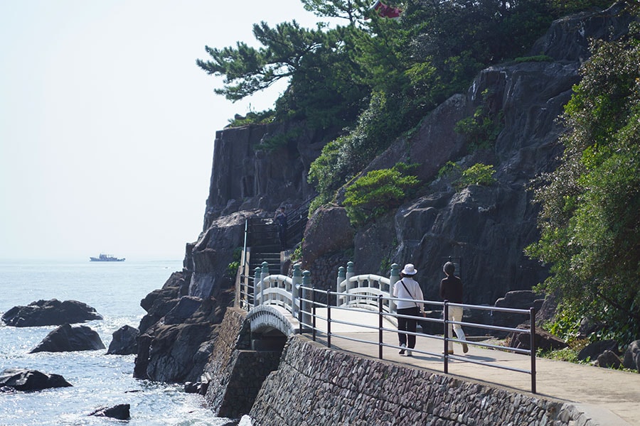 高知灯台へと向かう。