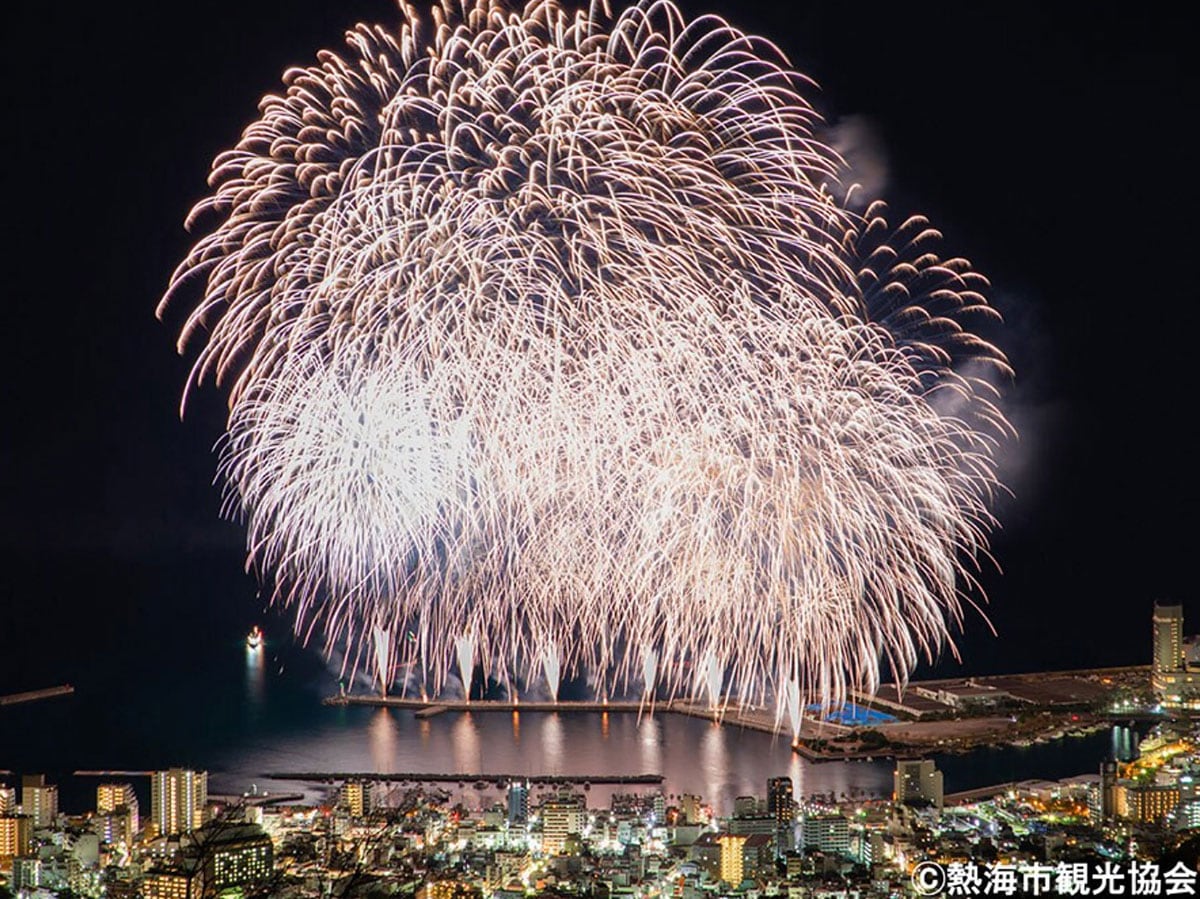 【静岡県熱海市】熱海海上花火大会。
