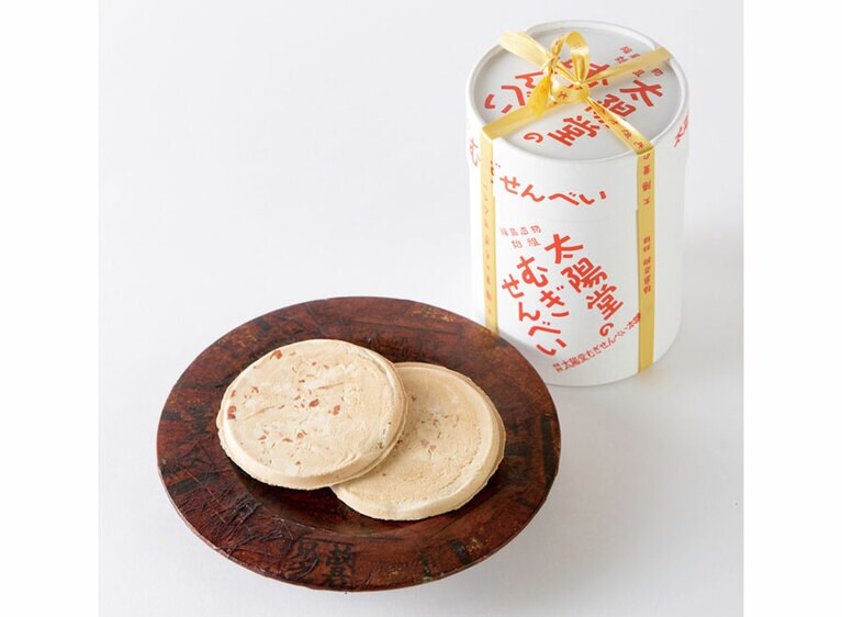 【特別賞】［南東北エリア］太陽堂むぎせんべい本舗「太陽堂むぎせんべい」(12枚入)594円。