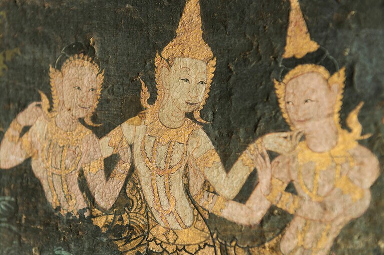 礼拝堂の壁面を覆い尽くす壁画より。天井までの高さは4階建てのビルに相当する。