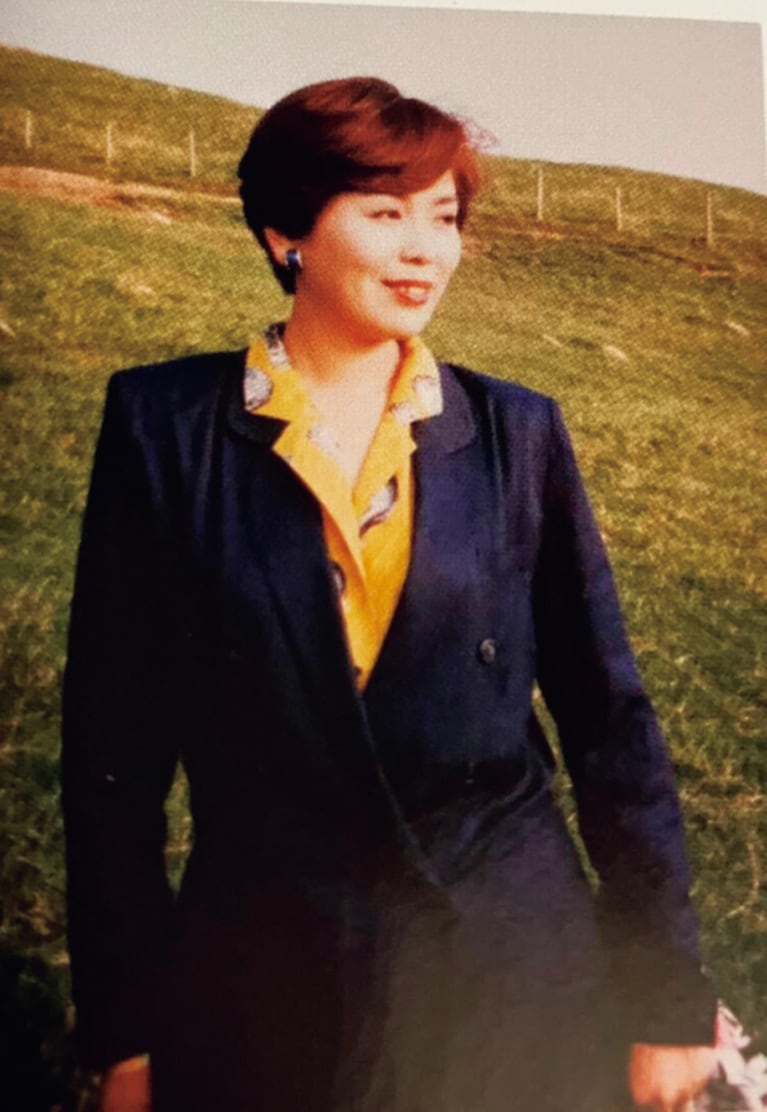 40代の上沼さん。テレビ、ラジオで多数のレギュラー番組をもち1994、95年には2年連続でNHK紅白歌合戦の司会もつとめた。本人提供。