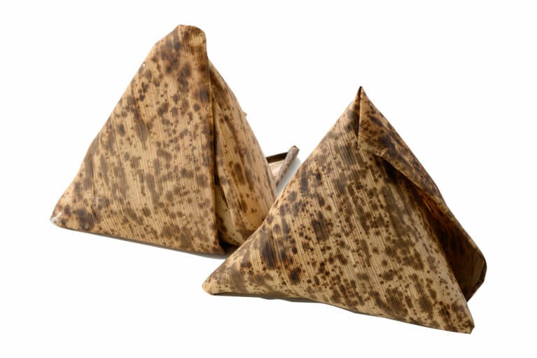 バーツァン（中華粽）1個 756円／ビーフン東