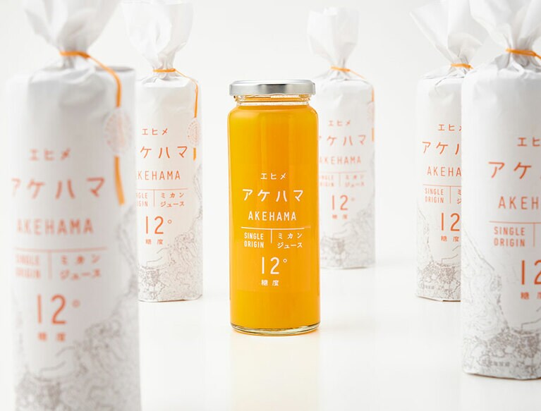 JAひがしうわ 明浜選果場「エヒメ アケハマ12°ミカンジュース」00mL×6本入り 3,519円。