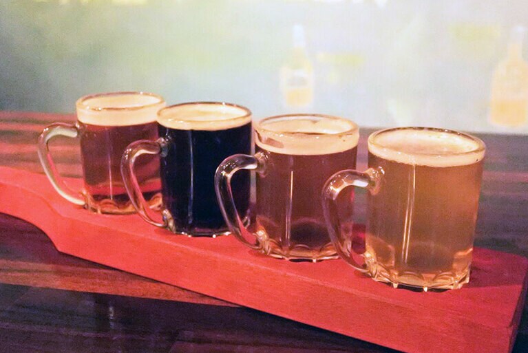 オーナーの一押しは「HARD CORE」。4種がお試しできるセットは250元。