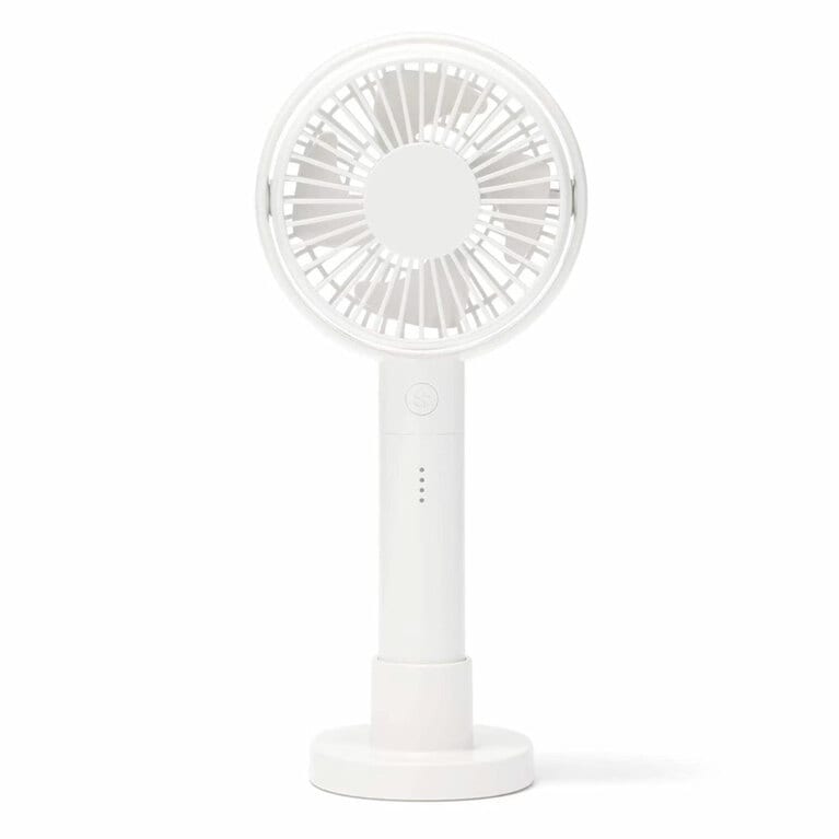 角度が変えられる充電式ハンディファン　全3色　1,990円。