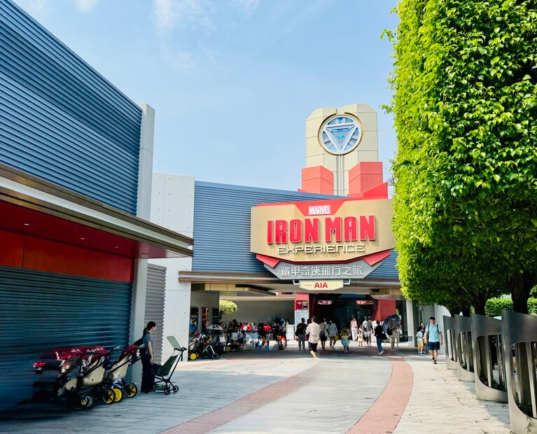 スター・ツアーズのような作りのアトラクション。