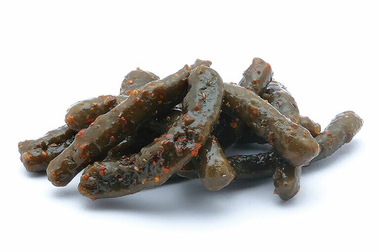 「きんぴらごぼう」。ごぼう独特の香りに七味がピリッ！