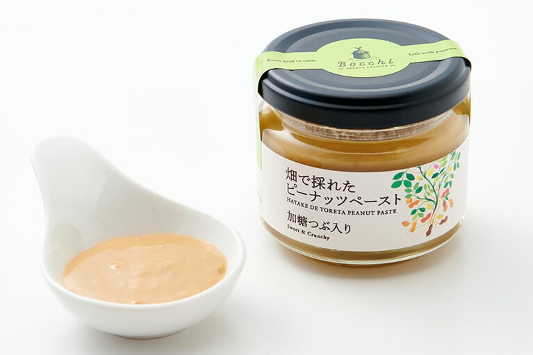 畑で採れたピーナッツペースト 加糖つぶ入り 100g 1,296円／Bocchi