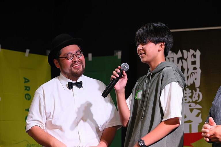 エキシビションで参加した14歳が、トップタイの100グラムを記録（21日の選手権には不参加）。