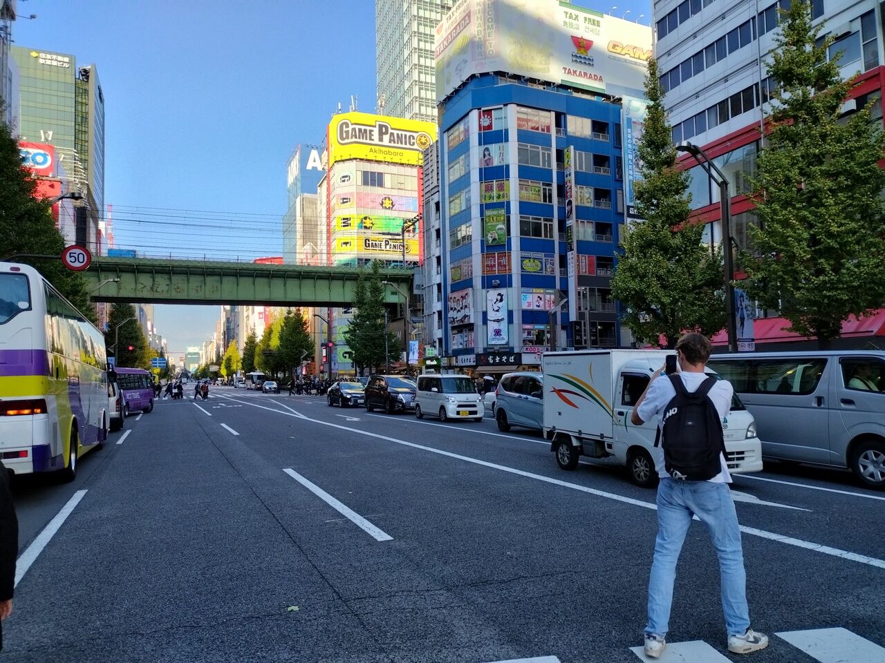 外国人観光客にも人気の秋葉原に、ガチ異国飯屋が…