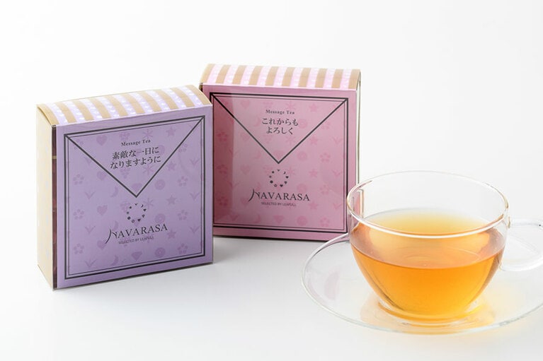 メッセージティー 各700円／ナヴァラサ