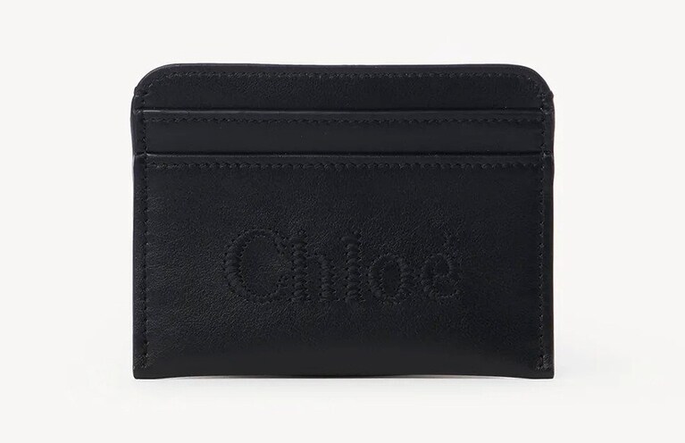 カードホルダー H8×W10.5cm 35,200円。