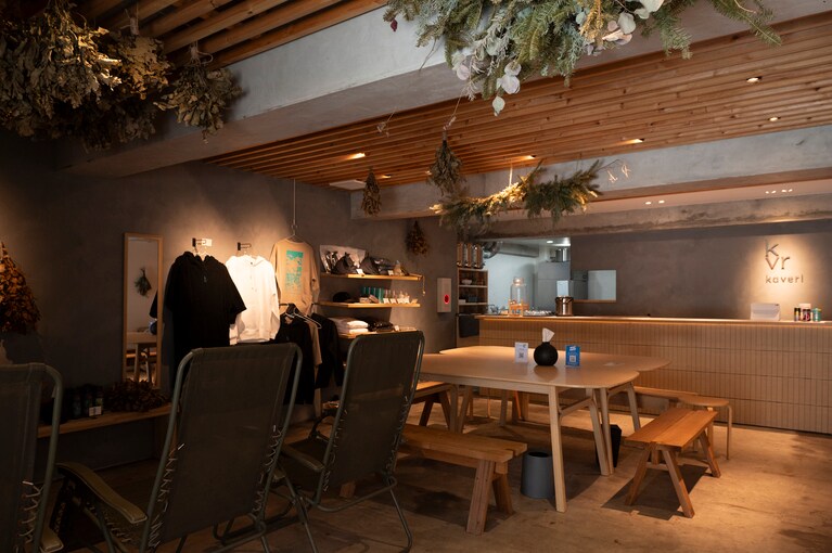 軽井沢の自然を肌で感じながら、心身をリセットしてくれるディスティネーションサウナ「kaveri」へ