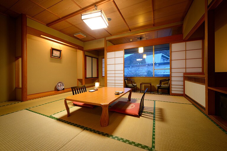 栄屋ホテル［山形／天童温泉］客室 南館スーペリア。