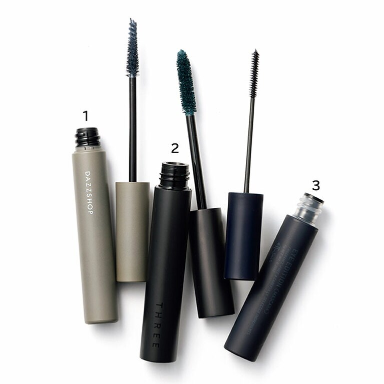 1：マルチプルーフラスティングマスカラ スティールブルー 3,080円／DAZZSHOP 
2：アートエクスプレッショニストマスカラ 06　4,400円／THREE 
3：アイエディション(マスカラ)01　1,320円／エテュセ