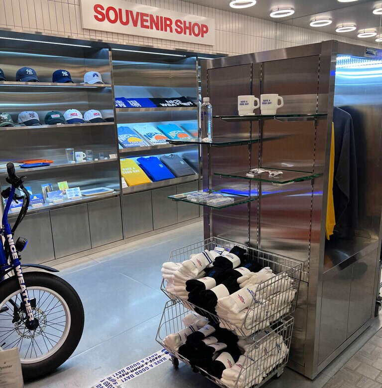 新沙 NICE WEATHER MARKETでショッピング。