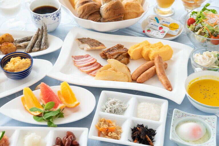 ホテル日南北郷リゾート［宮崎／北郷温泉］朝食バイキング。