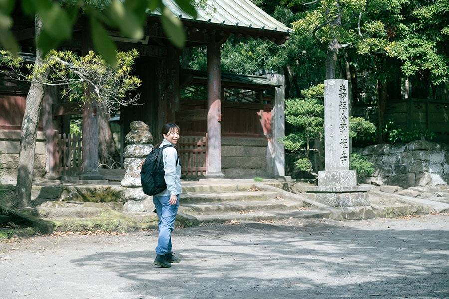 自然豊かな寿福寺の風景にハイク気分が盛り上がる。