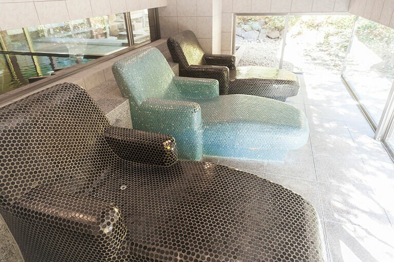 じわじわと身体のなかから温まるラディアントバス。日本では珍しい。