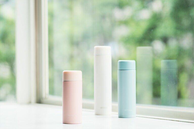 Ruwa ステンレスボトル 110ml：869円／140ml：1,089円／190ml：1,309円。