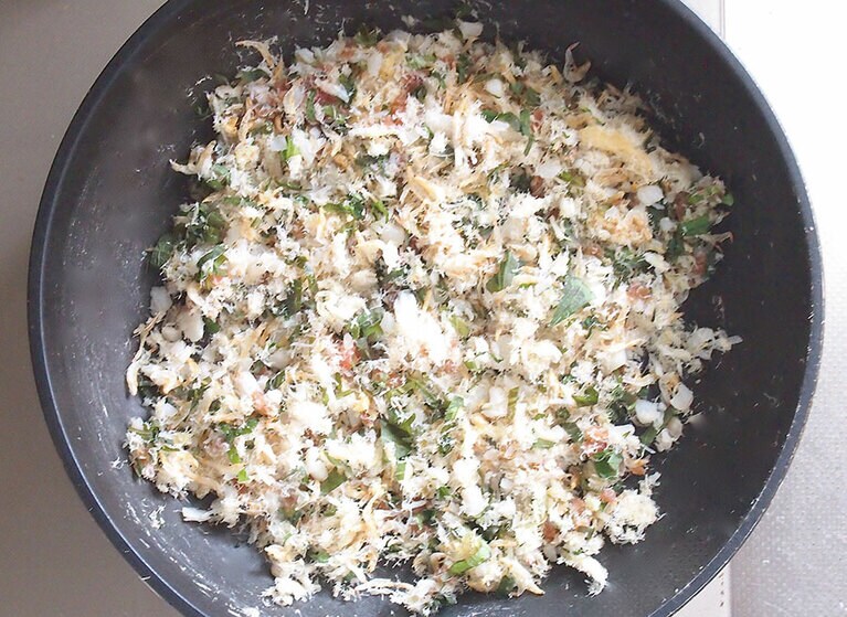 均一な状態に混ざったら、塩で味を整える。