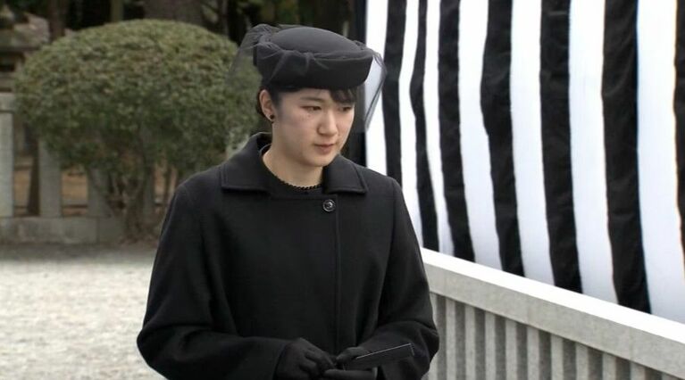 2025年2月22日、三笠宮妃百合子さまの「墓所百日祭の儀」に参列された愛子さま（FNNプライムオンラインより）