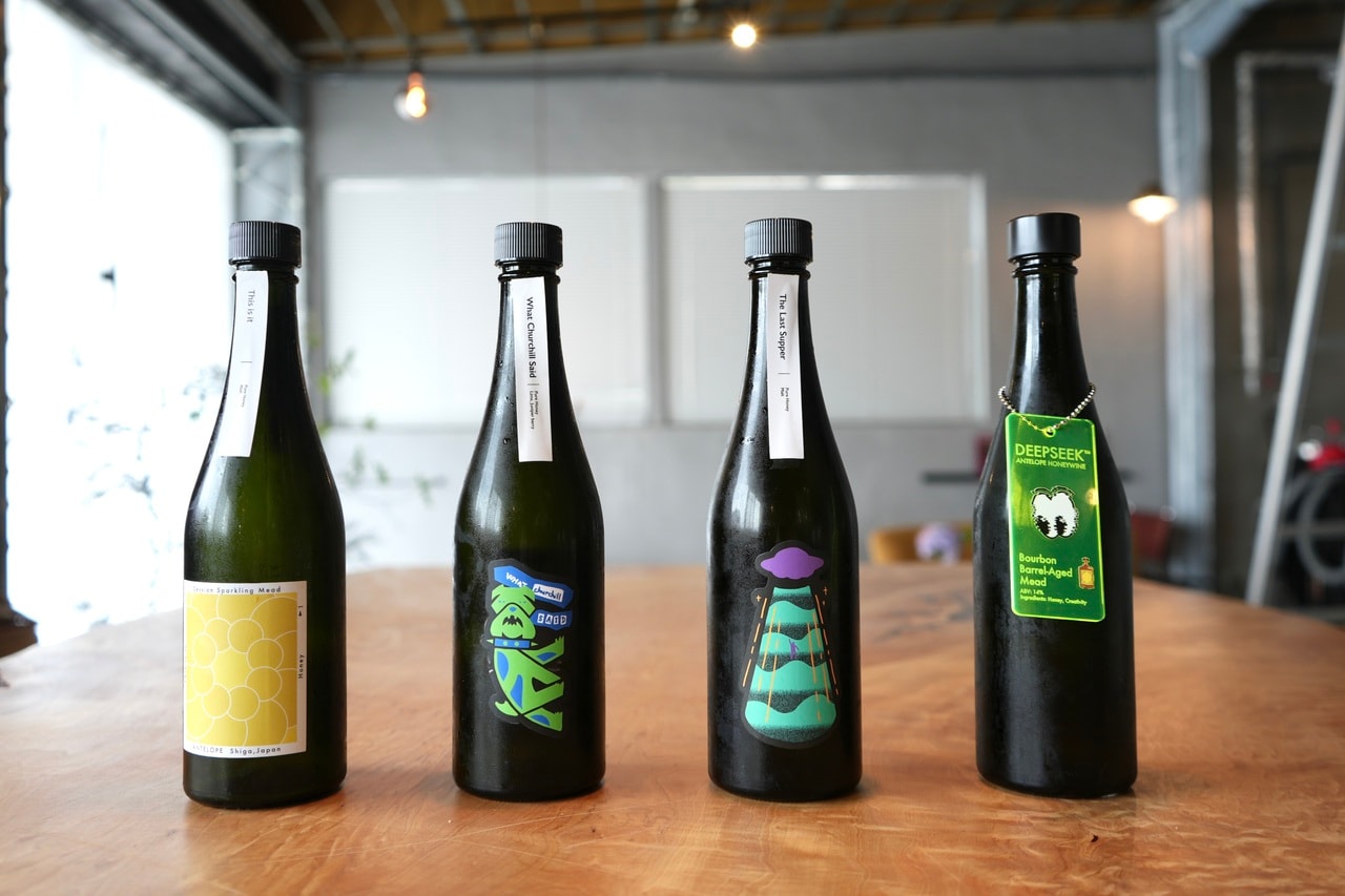 定番4種　左から「This is it」、「What Churchill Said」、The Last Supper」、「DEEPSEEK ―Honey-」