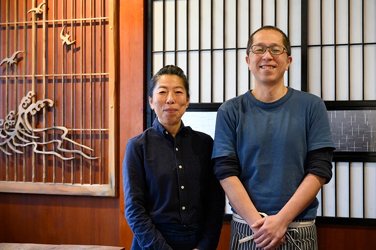 齋藤和郎さんと佳子さんご夫婦。