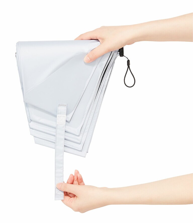 クイックシャットライト UVブロック 折 55cm 5,390円／ウォーターフロント